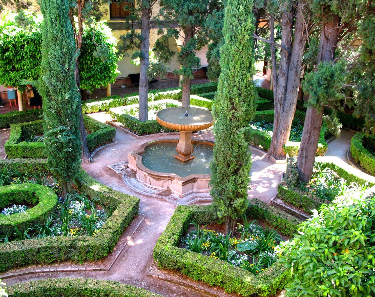 complete guided tour alhambra granada